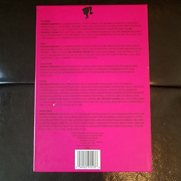 TRADED Barbie collectible Look Book Palette - Picture 4 of 4